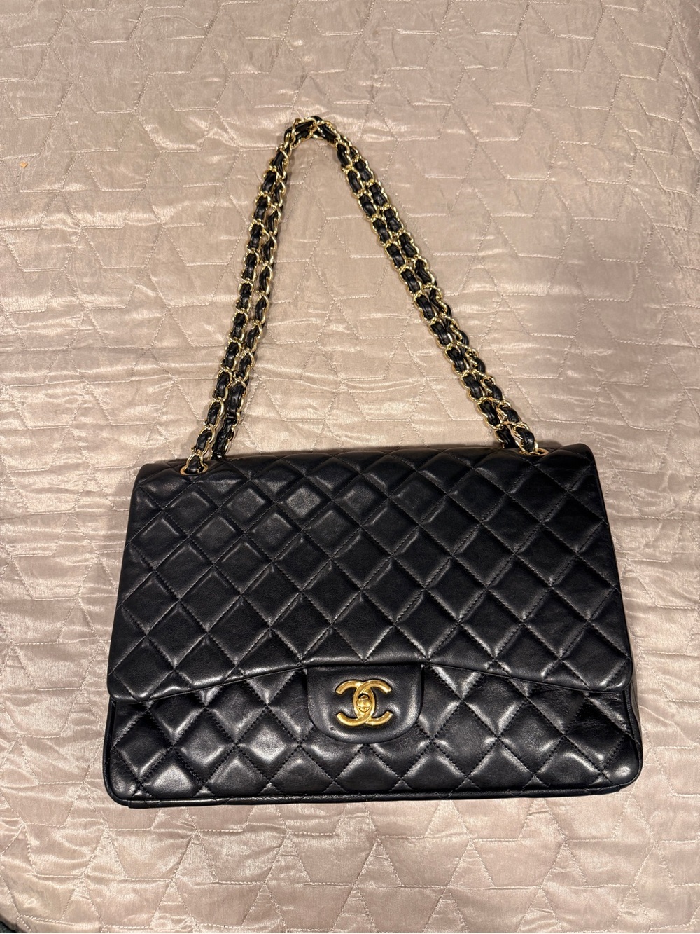 CHANEL Lambskin Maxi Single Flap: Additional Photos
